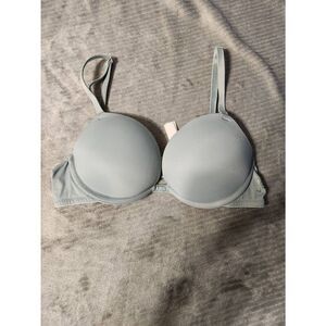 Victoria's Secret PINK Size 32A Super Push Up Bra Light Blue